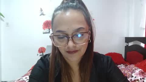 naughtygoddesss online show from 30, 9, 2025