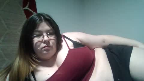 Snapshot of naughtynatalie1988x chatting on 8, 5, 2026 Natalie online show from 8, 5, 2026