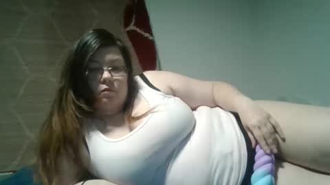 Snapshot of naughtynatalie1988x chatting on 2, 6, 2026 Natalie online show from 2, 6, 2026