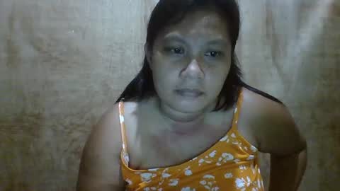 Snapshot of naughtypinay08 chatting on 7, 7, 2026 juls online show from 7, 7, 2026