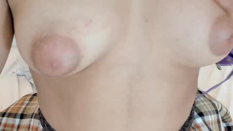 Snapshot of naughtyrose_vc chatting on 24, 4, 2026 naughtyrose vc online show from 24, 4, 2026