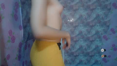 Snapshot of naughtysunshinepinay chatting on 21, 7, 2026 Celine online show from 21, 7, 2026