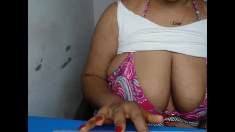 naughtyxpussyx online show from 25, 11, 2025