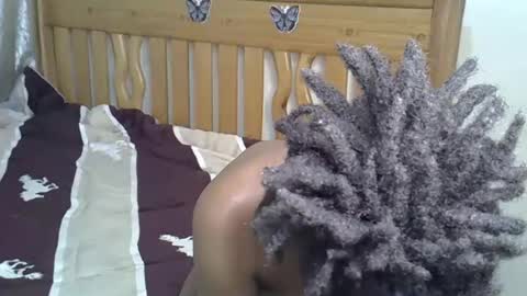 naughytwinxx online show from 18, 12, 2025