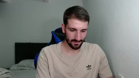 Snapshot of naugthy18boy chatting on 17, 12, 2024 Nico online show from 17, 12, 2024