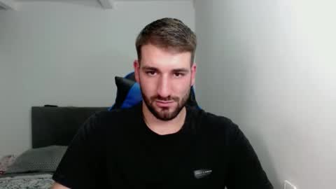 Snapshot of naugthy18boy chatting on 4, 1, 2025 Nico online show from 4, 1, 2025