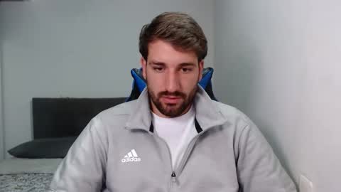 Snapshot of naugthy18boy chatting on 29, 9, 2025 Nico online show from 29, 9, 2025