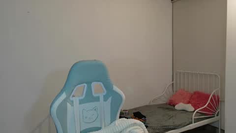 Snapshot of naugthy_muse chatting on 25, 4, 2026 sabrina online show from 25, 4, 2026