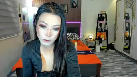 Snapshot of naugtycummer69 chatting on 18, 5, 2026 JAY online show from 18, 5, 2026