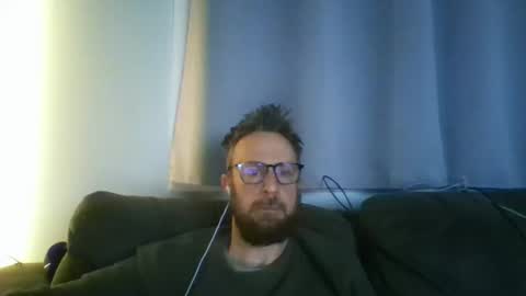 Snapshot of nawtydom1977 chatting on 8, 4, 2026 nawtydom1977 online show from 8, 4, 2026