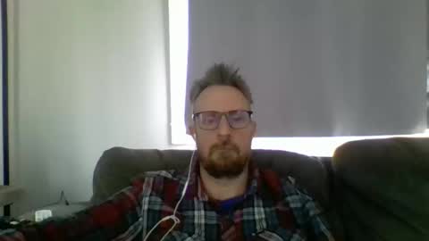 Snapshot of nawtydom1977 chatting on 16, 4, 2026 nawtydom1977 online show from 16, 4, 2026
