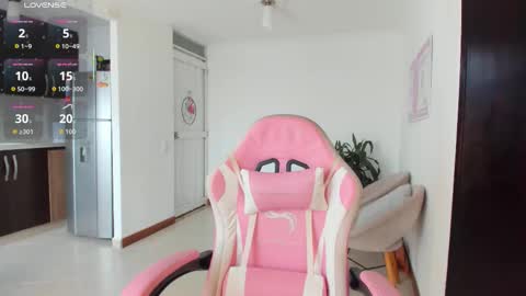 Snapshot of nayah_williams chatting on 15, 1, 2026 Nayah Williams - OnlyFans online show from 15, 1, 2026