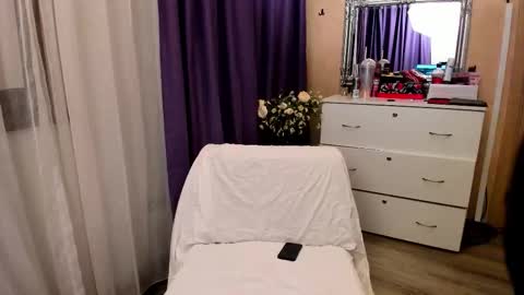 Eliza online show from 8, 2, 2026