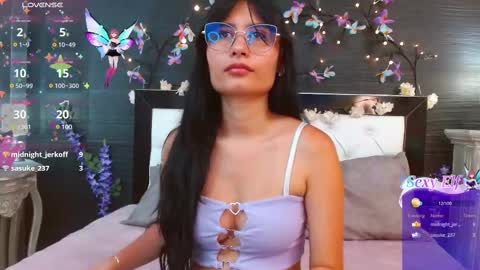 Snapshot of nayecloud chatting on 1, 3, 2025 Naye online show from 1, 3, 2025