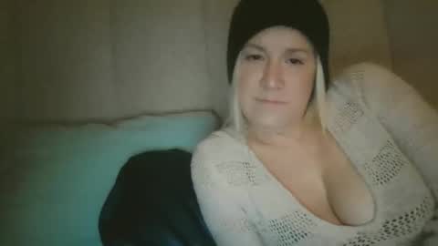 Snapshot of nchastain74 chatting on 16, 11, 2025 wetnikki6590 online show from 16, 11, 2025