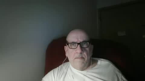 Snapshot of needlesslove chatting on 3, 4, 2026 Tom online show from 3, 4, 2026