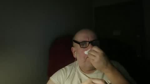 Snapshot of needlesslove chatting on 10, 4, 2026 Tom online show from 10, 4, 2026