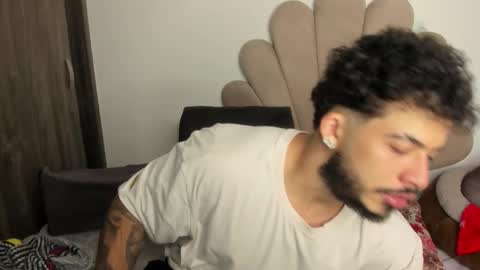 Snapshot of neeii chatting on 18, 1, 2026 Nei turn green online show from 18, 1, 2026