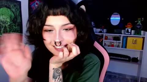 Snapshot of neena_nyx chatting on 8, 7, 2026 Neena Nyx online show from 8, 7, 2026