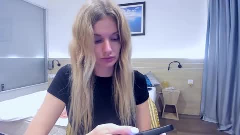 neighbours_love online show from 13, 12, 2024