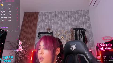 Snapshot of nekomisaki chatting on 13, 2, 2025 Miah online show from 13, 2, 2025