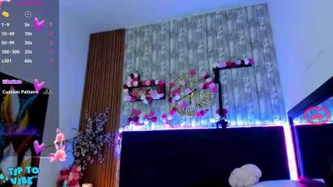 Snapshot of nekomisaki chatting on 11, 9, 2025 Miah online show from 11, 9, 2025