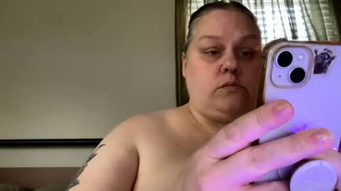 Nellie Atlas online show from 12, 9, 2025