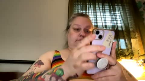 Snapshot of nellatlas chatting on 17, 6, 2026 Nellie Atlas online show from 17, 6, 2026