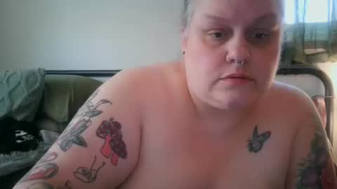 Snapshot of nellatlas chatting on 2, 7, 2026 Nellie Atlas online show from 2, 7, 2026