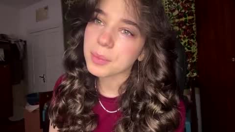 Angelihee online show from 6, 4, 2026