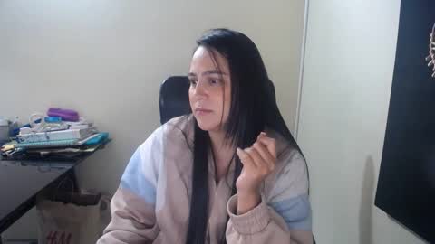 kelly lopez online show from 4, 3, 2025