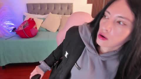 Sarah  online show from 8, 2, 2026