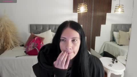 Sarah  online show from 10, 2, 2026