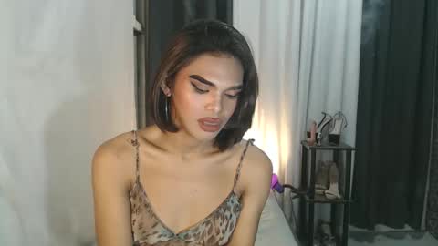 Snapshot of neomi_hardcock chatting on 5, 2, 2026 neomi online show from 5, 2, 2026