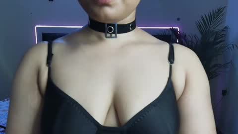 Snapshot of neon_venom chatting on 17, 5, 2026 Kashish online show from 17, 5, 2026