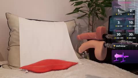 Snapshot of nerdy_nummies chatting on 26, 9, 2025 Nerdy nummies online show from 26, 9, 2025