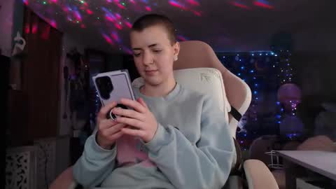 Snapshot of nerdy_squirty chatting on 17, 12, 2024 NerdySquirty online show from 17, 12, 2024