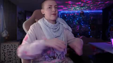 Snapshot of nerdy_squirty chatting on 8, 10, 2025 NerdySquirty online show from 8, 10, 2025