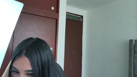 Snapshot of nesuko_kamado chatting on 19, 1, 2025 nesuko_kamado online show from 19, 1, 2025