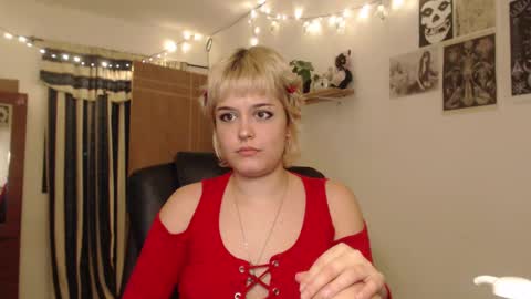 Snapshot of neurotic_witch chatting on 1, 3, 2025 Mar online show from 1, 3, 2025