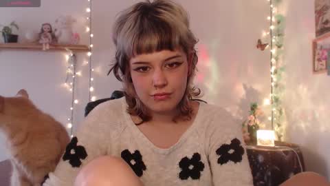 Snapshot of neurotic_witch chatting on 19, 9, 2025 Mar online show from 19, 9, 2025