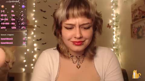 Snapshot of neurotic_witch chatting on 20, 9, 2025 Mar online show from 20, 9, 2025