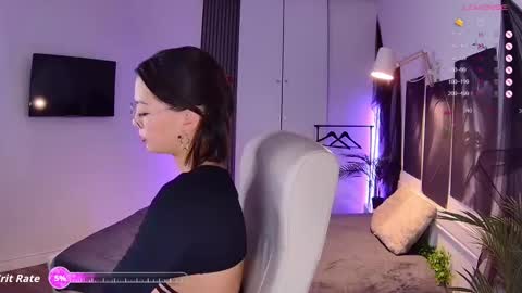Snapshot of new_meow chatting on 12, 10, 2025 Alice online show from 12, 10, 2025