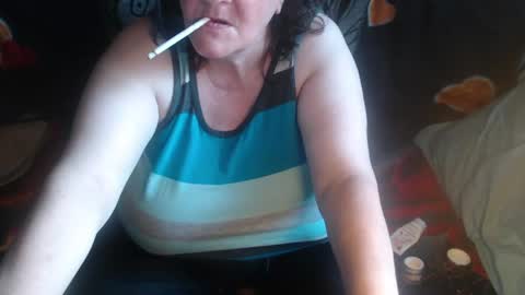 Snapshot of new_milf chatting on 25, 6, 2026 Lilly online show from 25, 6, 2026