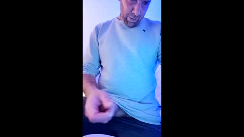 Snapshot of newboytoy38 chatting on 5, 3, 2026 newboytoy38 online show from 5, 3, 2026