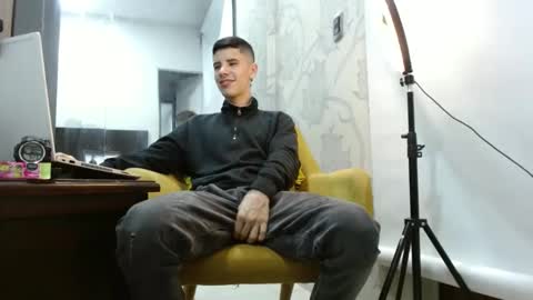 newlatino1 online show from 3, 10, 2025