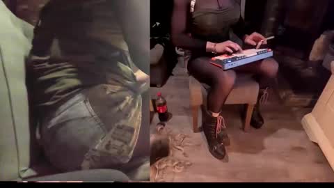 Snapshot of newwetcouple chatting on 19, 1, 2026 NylonHeelFreaks online show from 19, 1, 2026