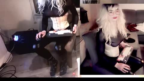 Snapshot of newwetcouple chatting on 17, 2, 2026 NylonHeelFreaks online show from 17, 2, 2026