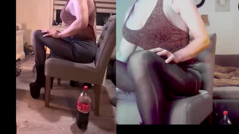 Snapshot of newwetcouple chatting on 6, 4, 2026 NylonHeelFreaks online show from 6, 4, 2026