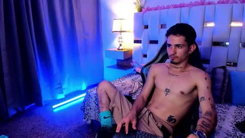 Snapshot of nextboywell1 chatting on 8, 3, 2026 Yeison online show from 8, 3, 2026